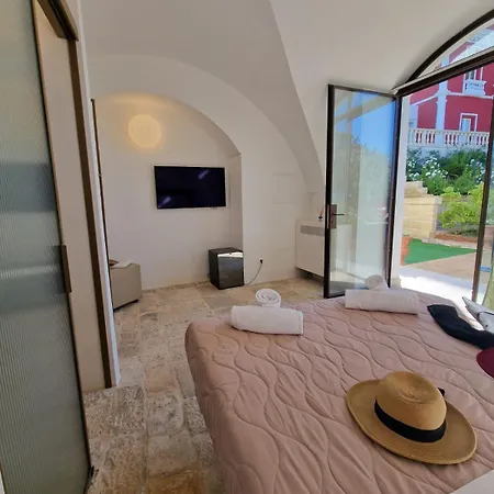 Imperial Paradise Hotel 3*