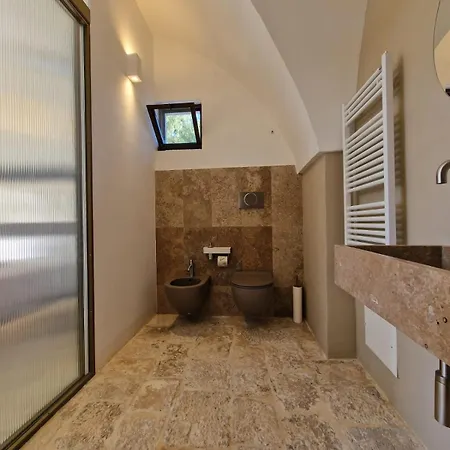 Imperial Paradise Monopoli