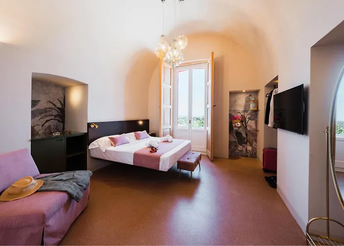 Imperial Paradise Monopoli